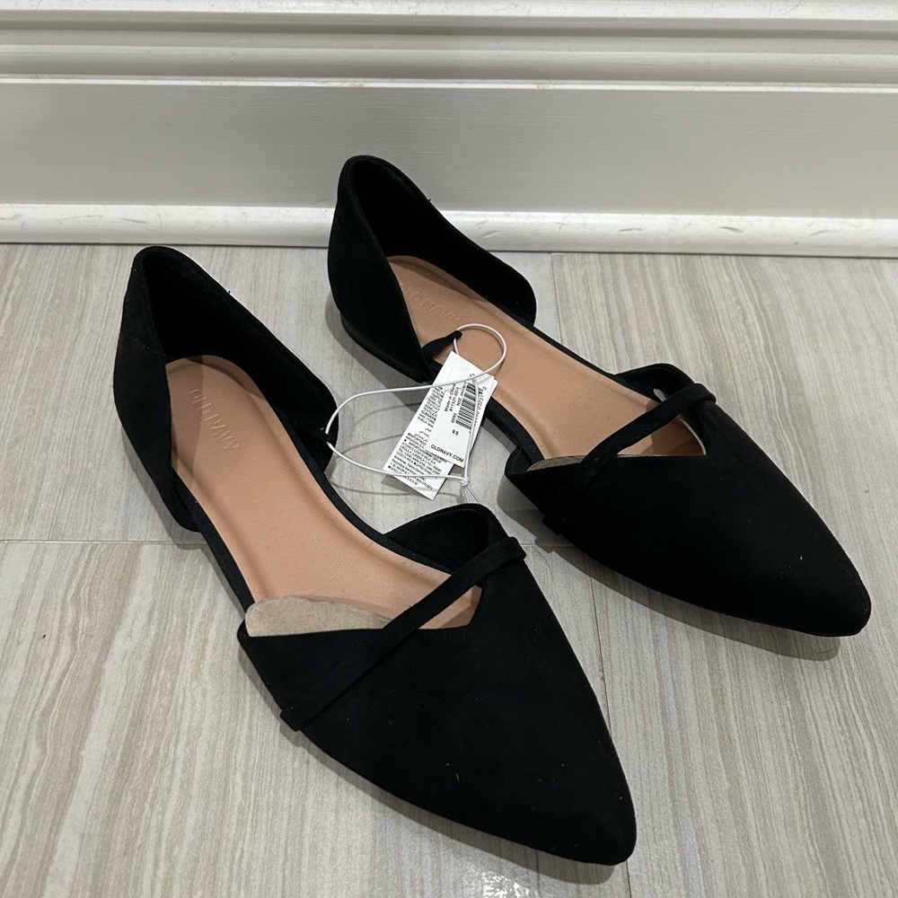 Brand New Women's Black Flats